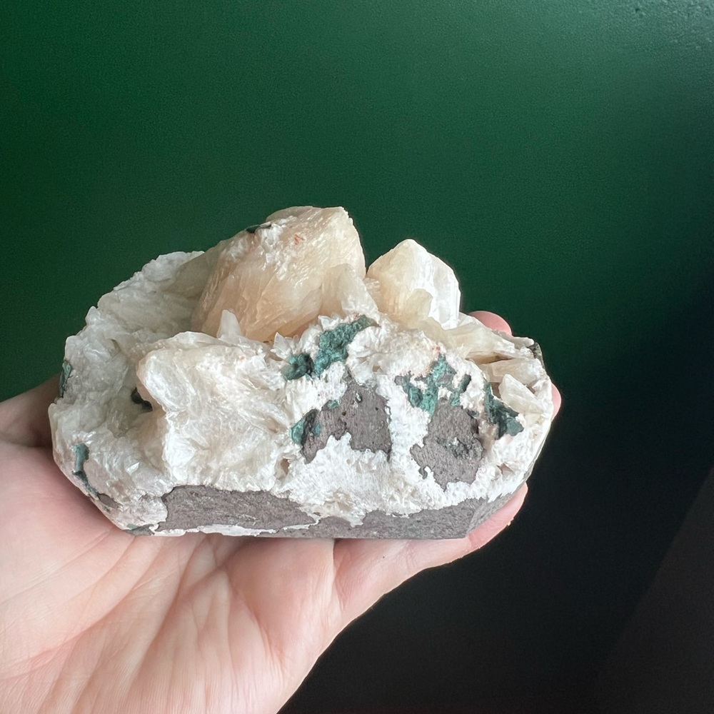 Stilbite Cluster - Picture 3 of 5